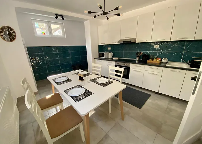 Deluxe #casamihai Free Parking Brasov